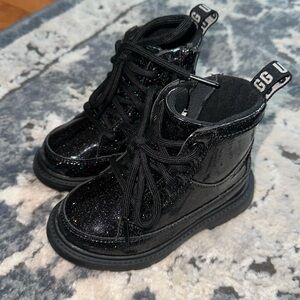 Ugg glitter black boots with zipper size 8 NWT